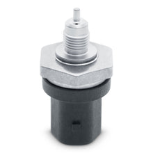 Load image into Gallery viewer, BOSCH PRESSURE &amp; TEMPERATURE SENSOR | 0 261 544 01F
