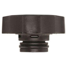 Load image into Gallery viewer, GPC EXPANSION TANK CAP 18 PSI - 125 KPA PLASTIC SCREW ON
