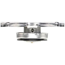 Load image into Gallery viewer, GPC RADIATOR CAP 18 PSI - 125 KPA METAL BAYONET
