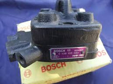 Load image into Gallery viewer, BOSCH K-JETRONIC FUEL DISTRIBUTOR  BMW| 0438100023
