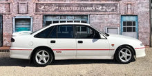 Load image into Gallery viewer, HOLDEN COMMODORE IGNITION DISTRIBUTOR VS-VT 5.0L A/M | DIS-009A-AUTOIGNITE-Autoignite NZ
